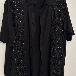 Perry Ellis short sleeve 99% Cotton shirt with polka dots